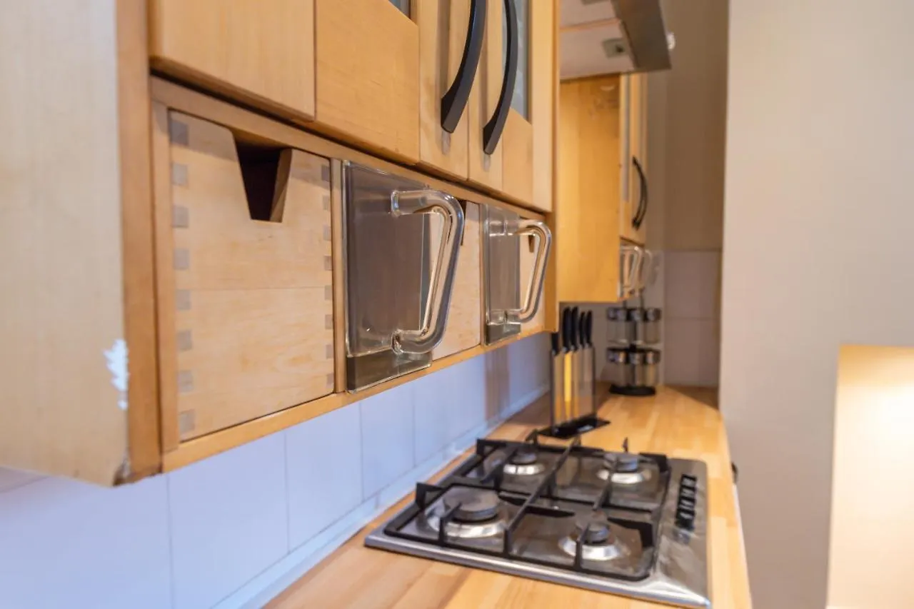 Holiday home Chestnut Heritage,- Large & Cheerful 5 Bedroom House With Free Parking Liverpool United Kingdom